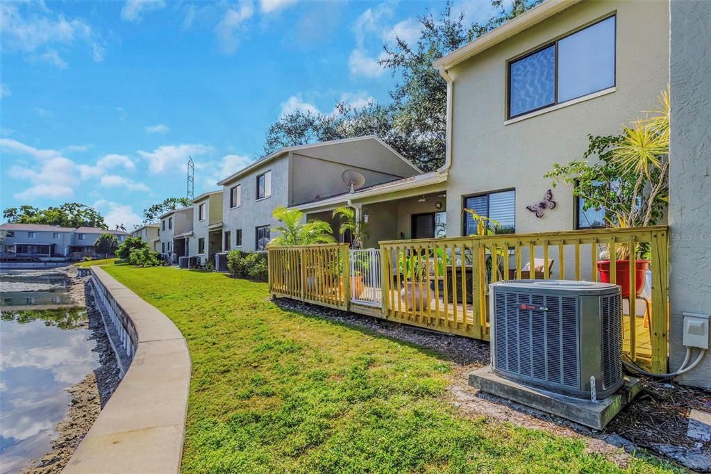 待售: $244,999 (2 贝兹, 1 浴室, 957 平方英尺)