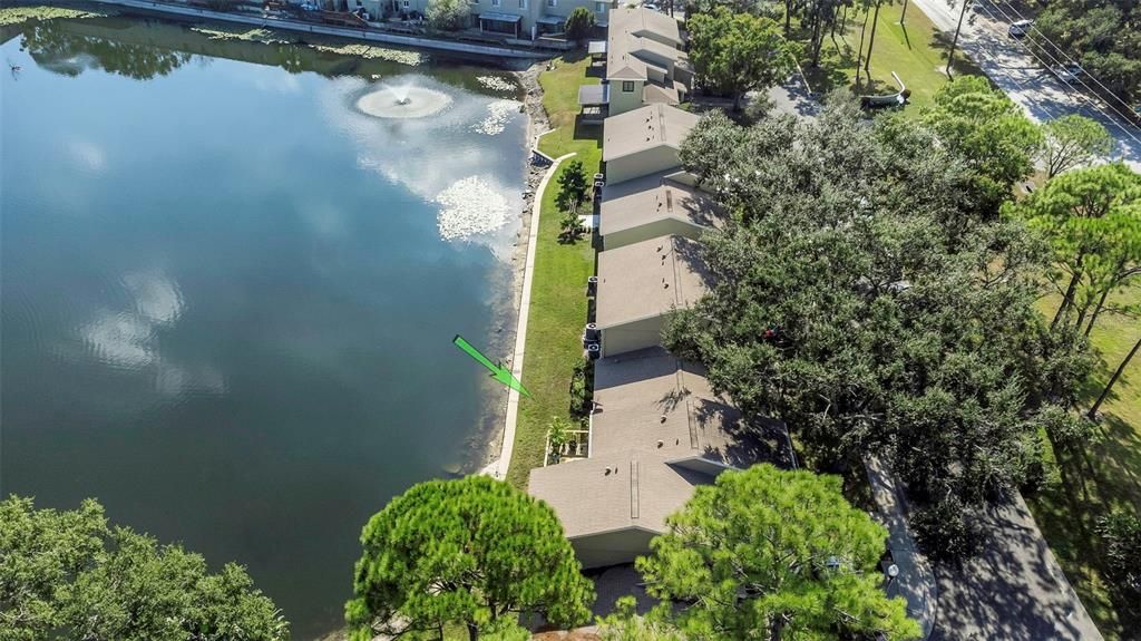 待售: $244,999 (2 贝兹, 1 浴室, 957 平方英尺)