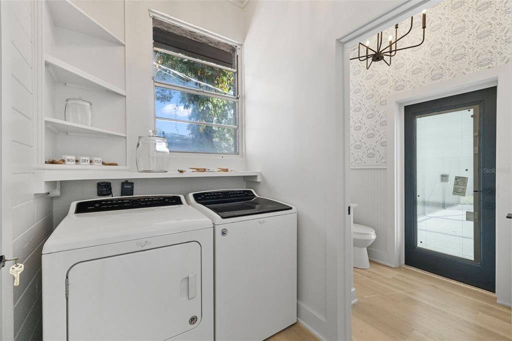 待售: $1,250,000 (3 贝兹, 2 浴室, 2340 平方英尺)