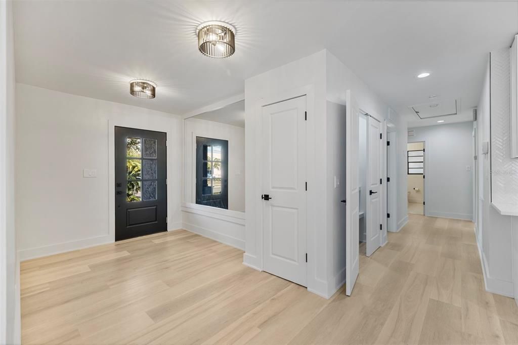 待售: $1,250,000 (3 贝兹, 2 浴室, 2340 平方英尺)