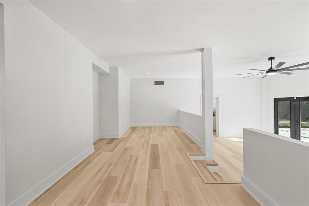 待售: $1,250,000 (3 贝兹, 2 浴室, 2340 平方英尺)