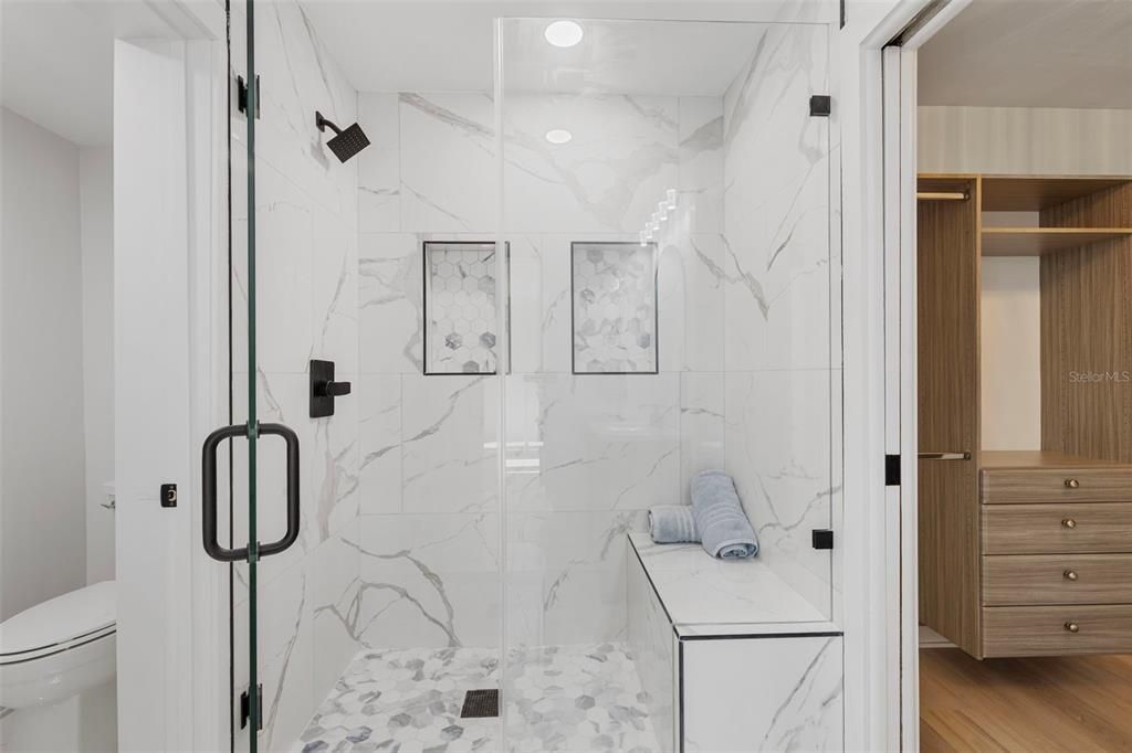 待售: $1,250,000 (3 贝兹, 2 浴室, 2340 平方英尺)