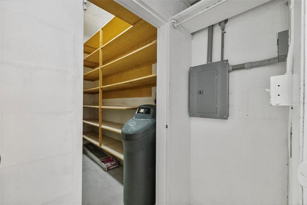 待售: $1,250,000 (3 贝兹, 2 浴室, 2340 平方英尺)