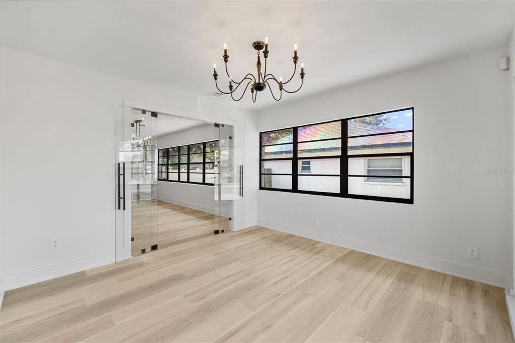 待售: $1,250,000 (3 贝兹, 2 浴室, 2340 平方英尺)