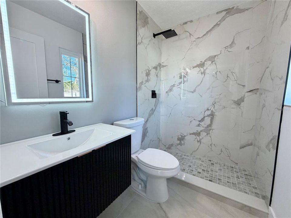 For Rent: $2,550 (4 beds, 2 baths, 1548 Square Feet)