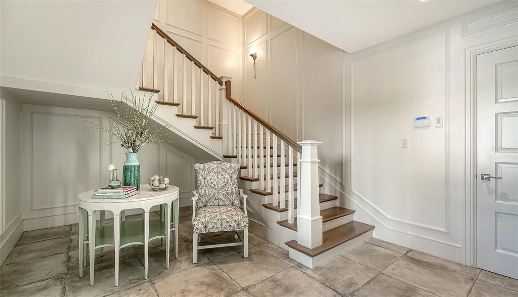 На продажу: $8,250,000 (4 спален, 4 ванн, 4630 Квадратных фут)