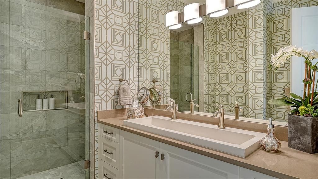 На продажу: $8,250,000 (4 спален, 4 ванн, 4630 Квадратных фут)