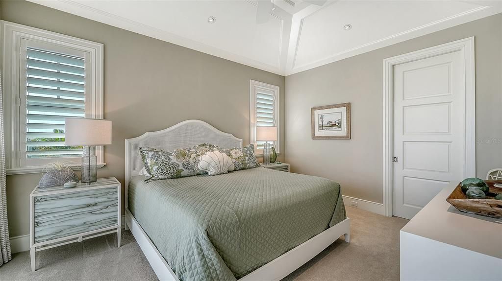 На продажу: $8,250,000 (4 спален, 4 ванн, 4630 Квадратных фут)