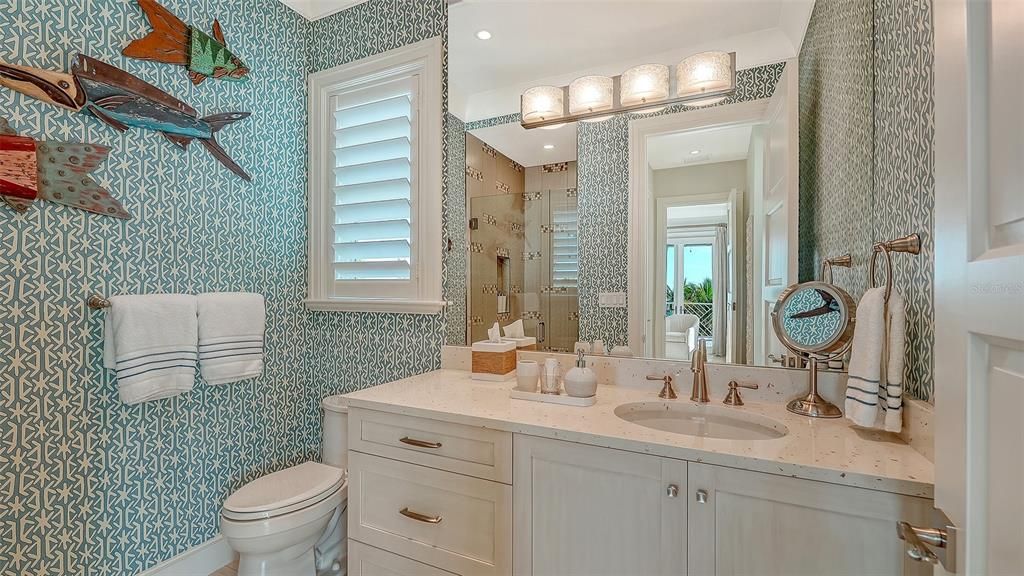 На продажу: $8,250,000 (4 спален, 4 ванн, 4630 Квадратных фут)