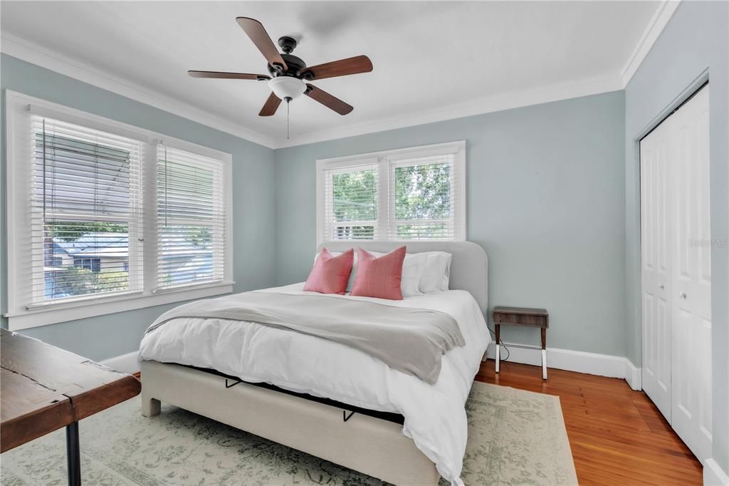 Под контрактом: $600,000 (3 спален, 2 ванн, 1591 Квадратных фут)