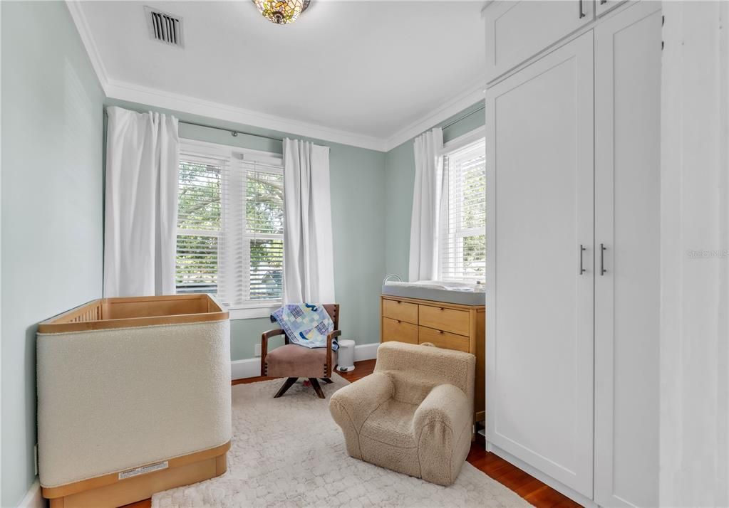 Под контрактом: $600,000 (3 спален, 2 ванн, 1591 Квадратных фут)