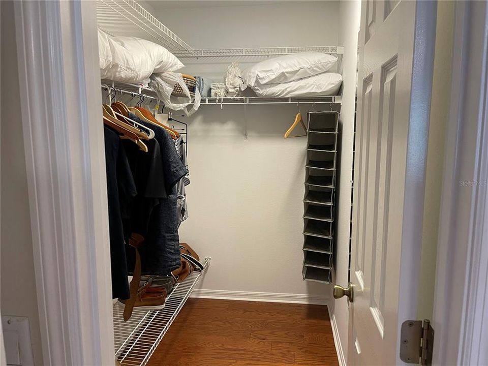 For Rent: $2,750 (3 beds, 2 baths, 1557 Square Feet)