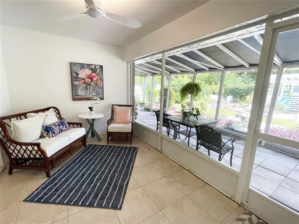 For Rent: $2,750 (3 beds, 2 baths, 1557 Square Feet)