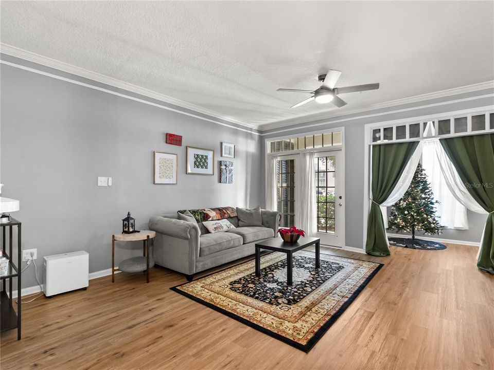 En Venta: $299,900 (1 camas, 1 baños, 952 Pies cuadrados)