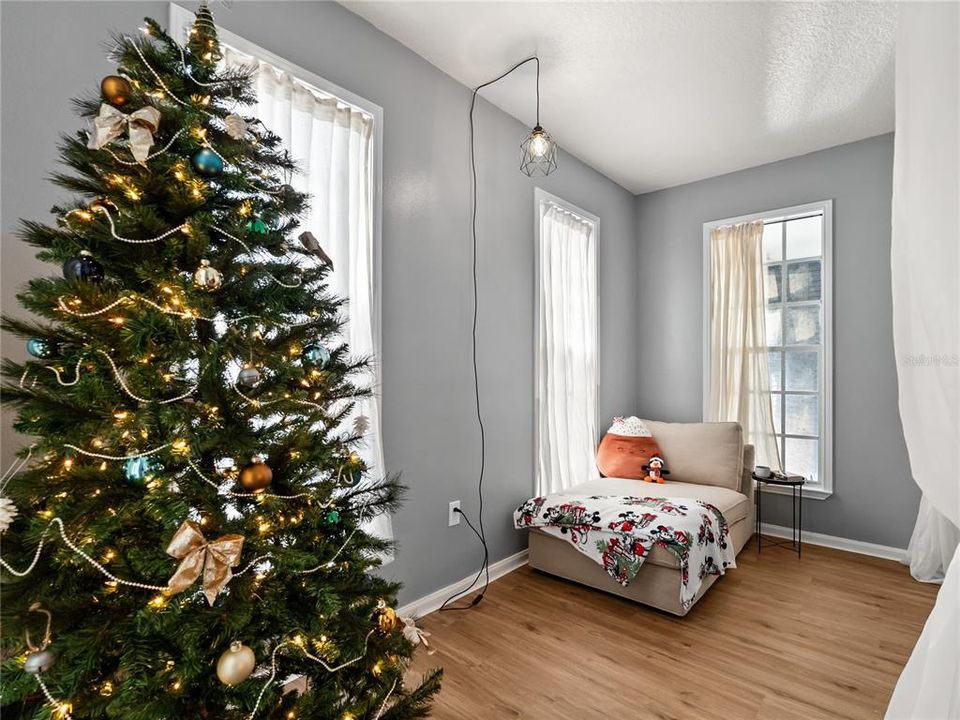 En Venta: $299,900 (1 camas, 1 baños, 952 Pies cuadrados)