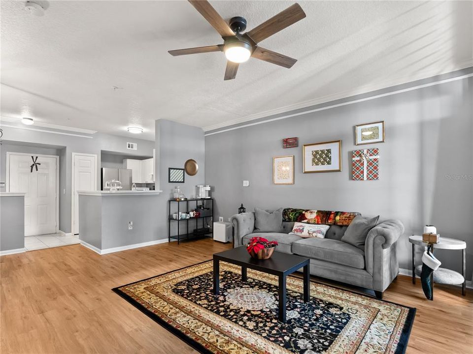 En Venta: $299,900 (1 camas, 1 baños, 952 Pies cuadrados)