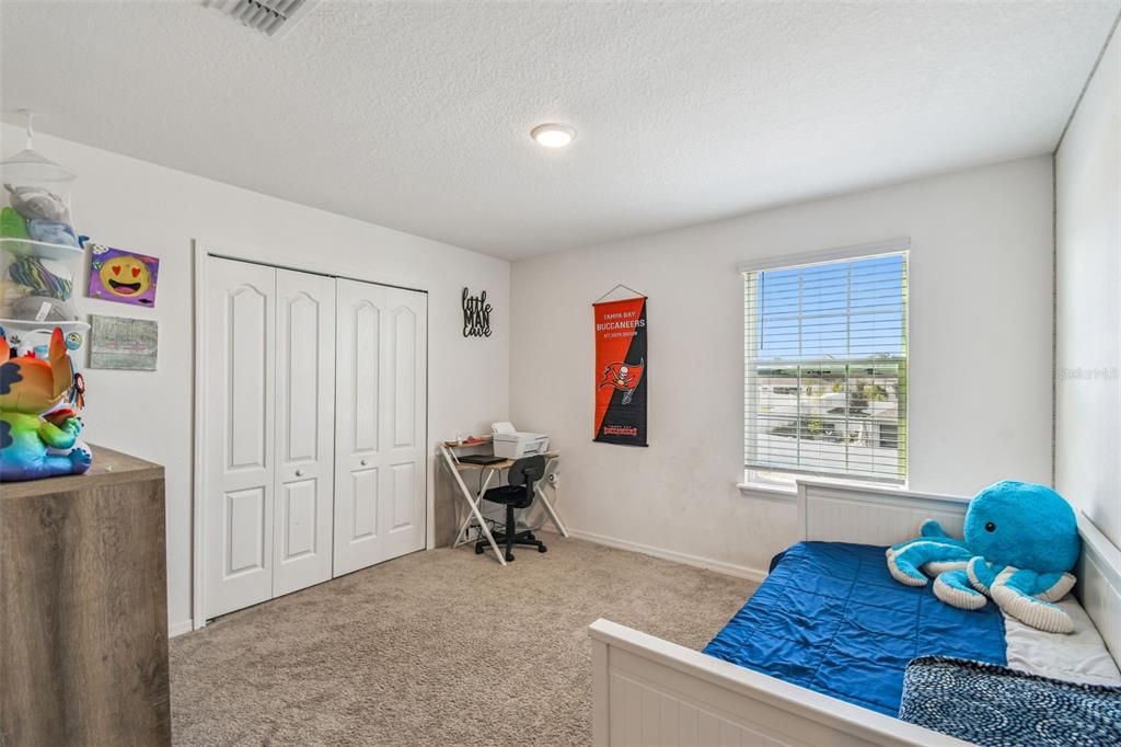 En Venta: $363,000 (5 camas, 3 baños, 2676 Pies cuadrados)