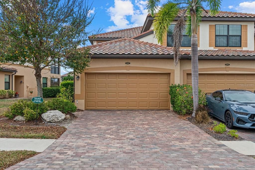 待售: $377,000 (3 贝兹, 2 浴室, 1706 平方英尺)