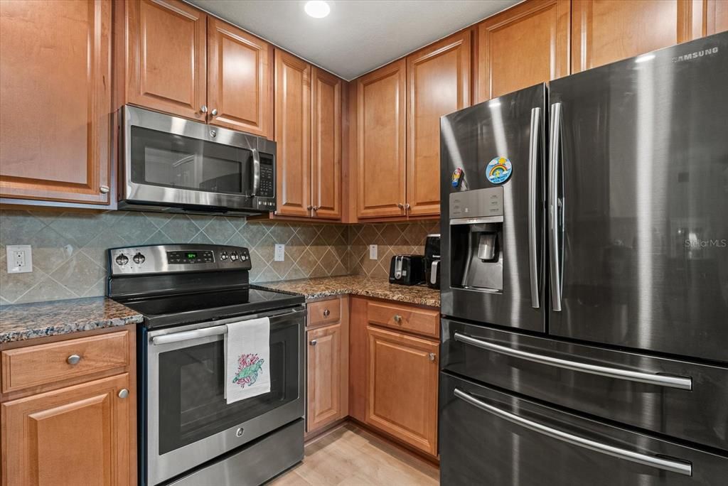 待售: $377,000 (3 贝兹, 2 浴室, 1706 平方英尺)