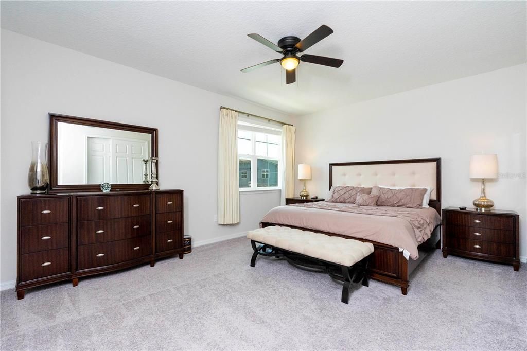 En Venta: $665,000 (7 camas, 6 baños, 3533 Pies cuadrados)