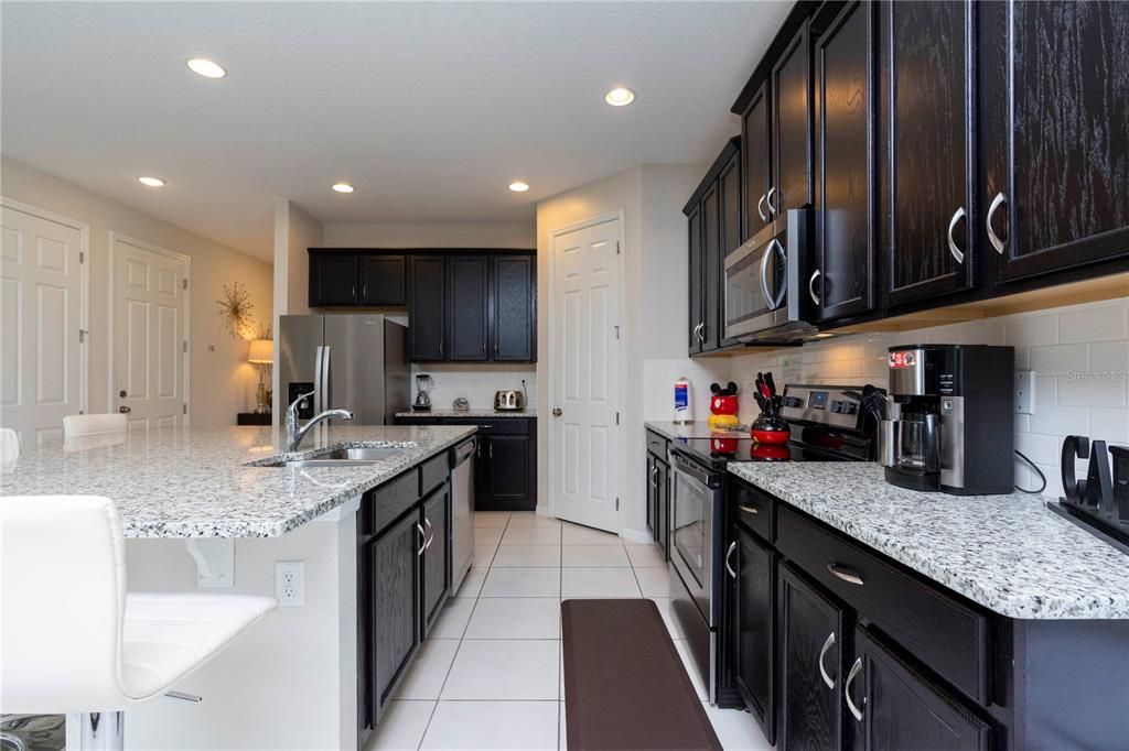 En Venta: $665,000 (7 camas, 6 baños, 3533 Pies cuadrados)