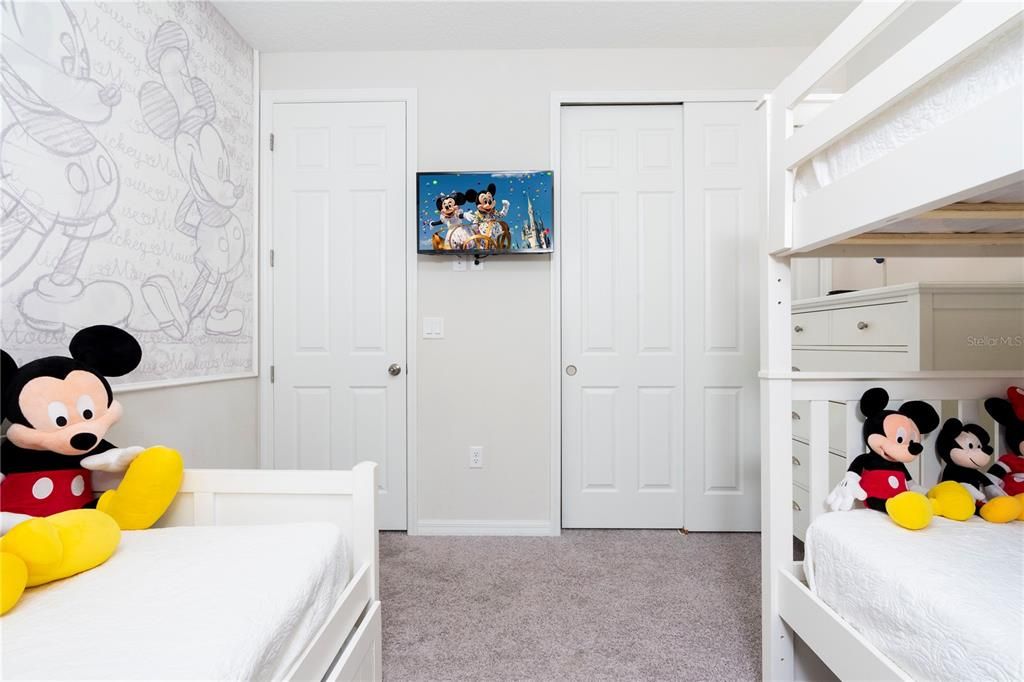 En Venta: $665,000 (7 camas, 6 baños, 3533 Pies cuadrados)