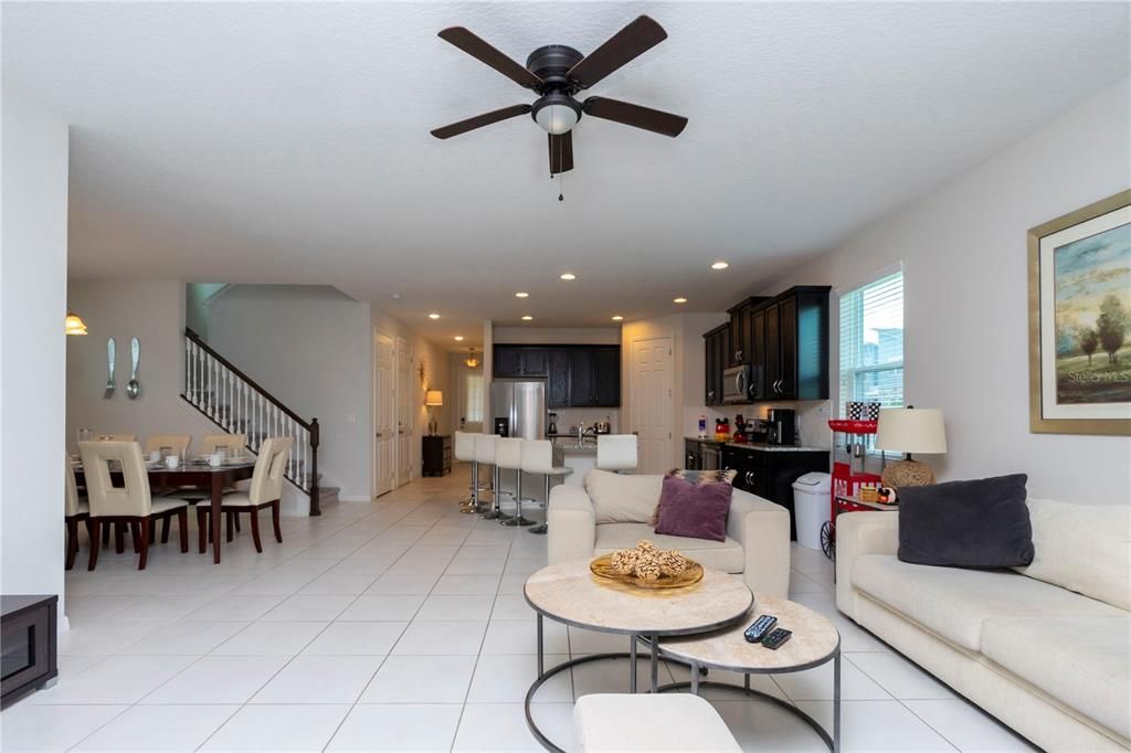 En Venta: $665,000 (7 camas, 6 baños, 3533 Pies cuadrados)