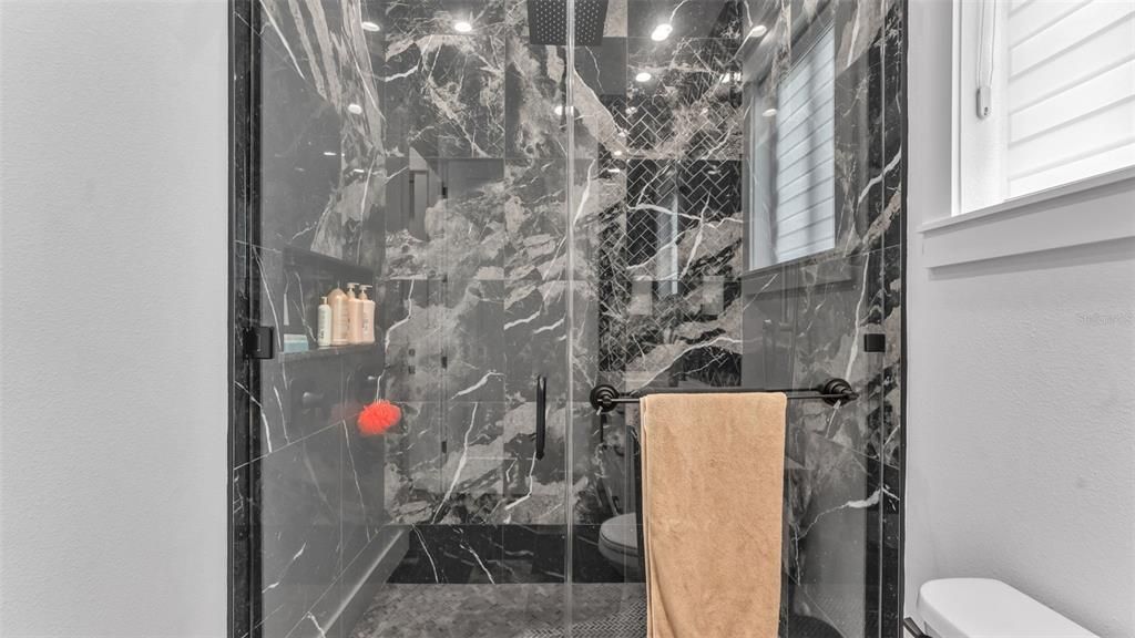 На продажу: $899,000 (3 спален, 3 ванн, 2709 Квадратных фут)