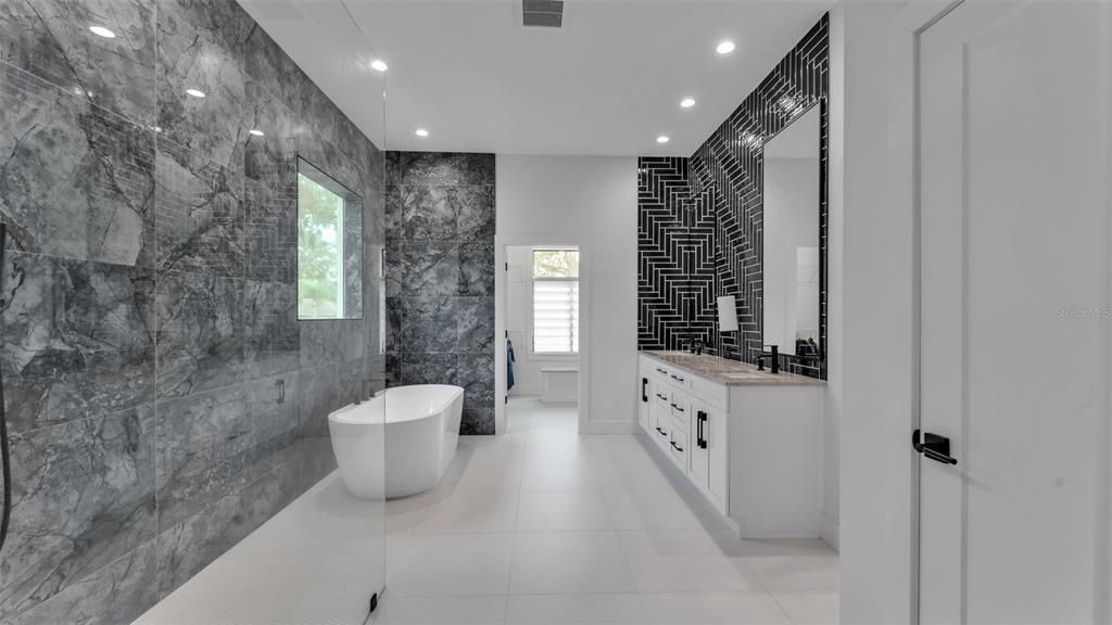 На продажу: $899,000 (3 спален, 3 ванн, 2709 Квадратных фут)