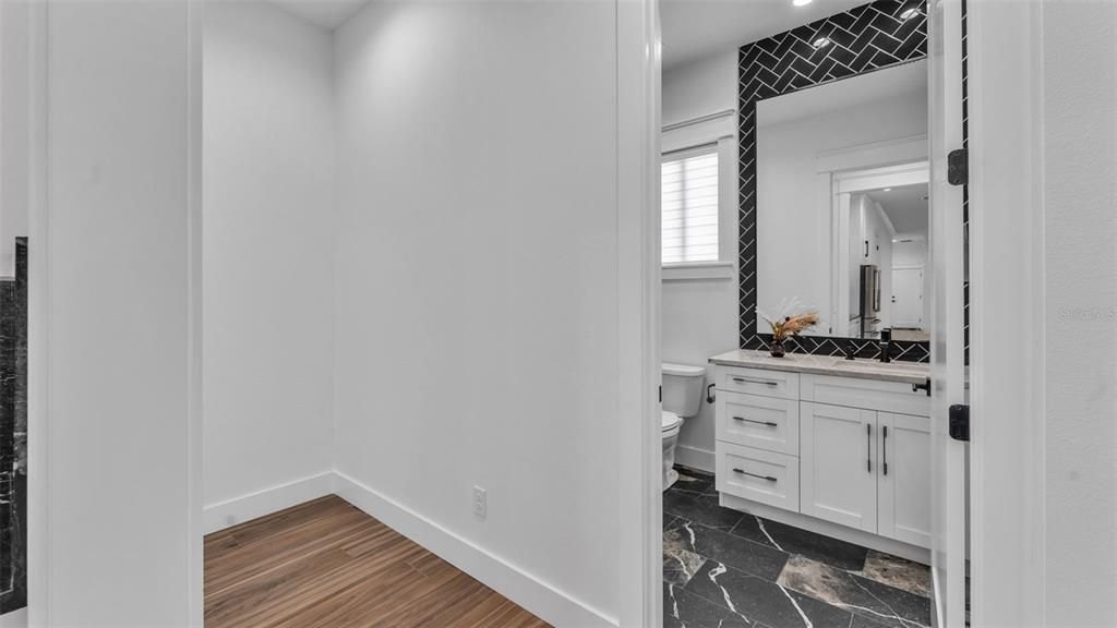 На продажу: $899,000 (3 спален, 3 ванн, 2709 Квадратных фут)