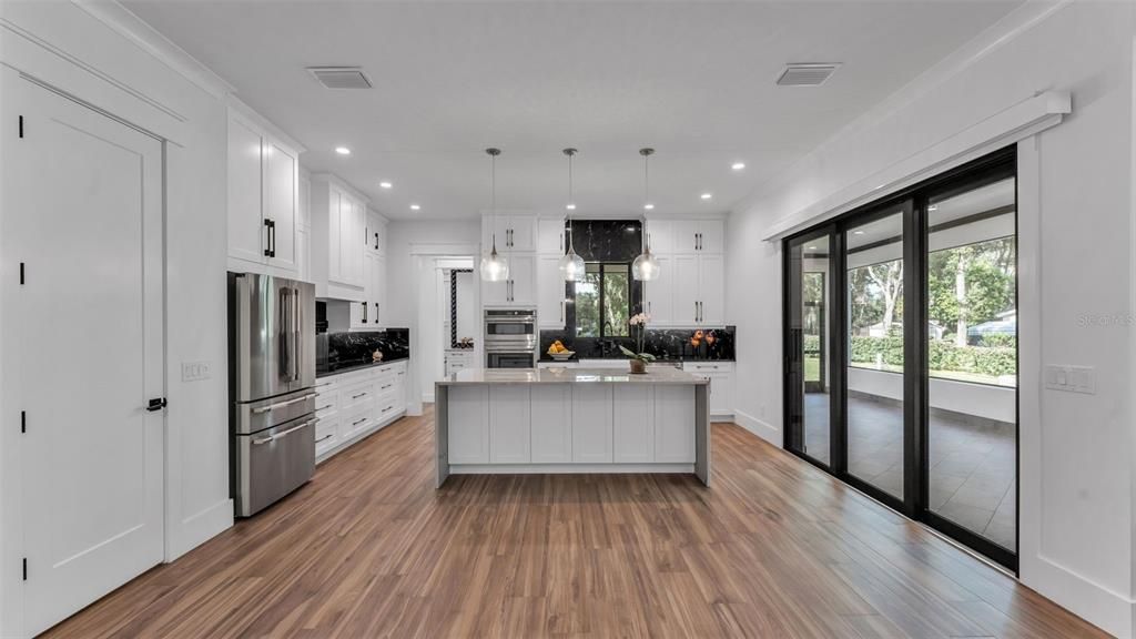 На продажу: $899,000 (3 спален, 3 ванн, 2709 Квадратных фут)