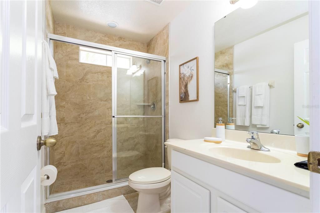 For Rent: $2,690 (4 beds, 3 baths, 1907 Square Feet)