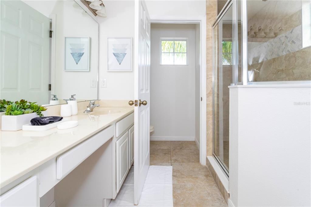 For Rent: $2,690 (4 beds, 3 baths, 1907 Square Feet)