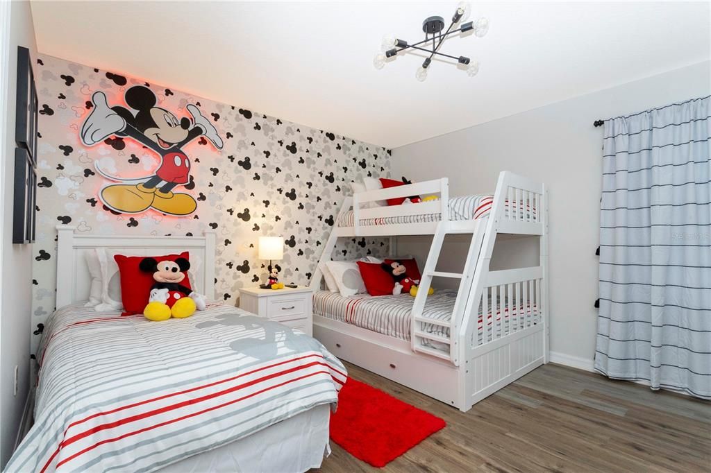 For Rent: $2,690 (4 beds, 3 baths, 1907 Square Feet)