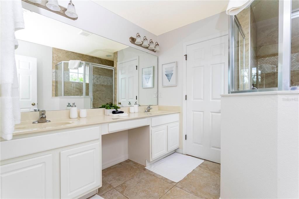 For Rent: $2,690 (4 beds, 3 baths, 1907 Square Feet)