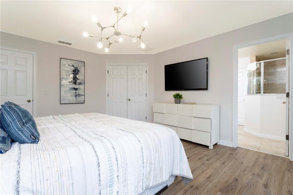 For Rent: $2,690 (4 beds, 3 baths, 1907 Square Feet)