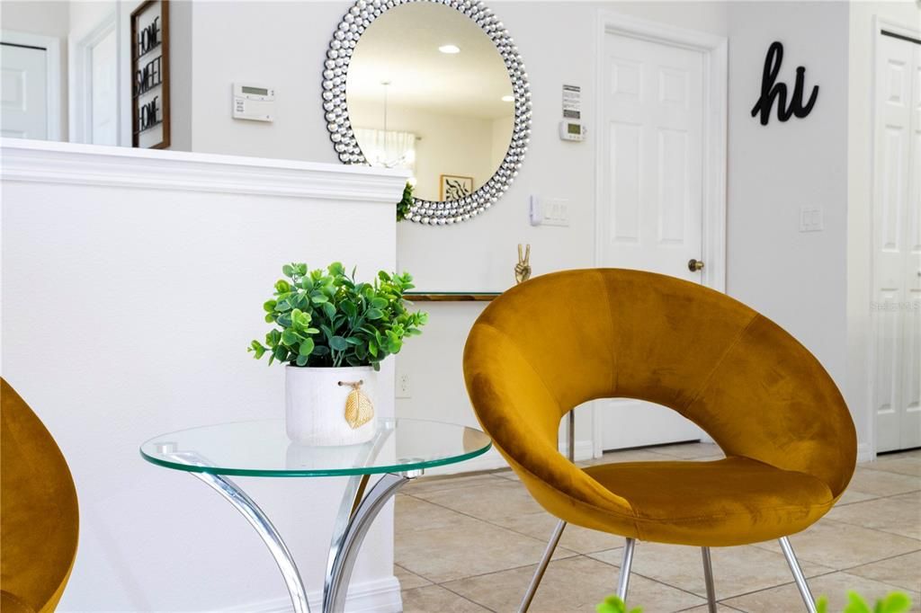 For Rent: $2,690 (4 beds, 3 baths, 1907 Square Feet)