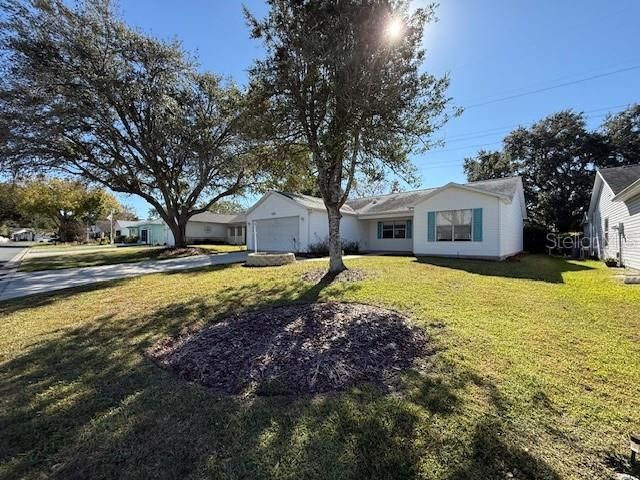 For Sale: $250,000 (3 beds, 2 baths, 1527 Square Feet)