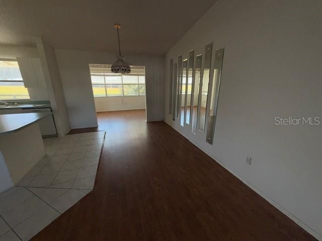 For Sale: $250,000 (3 beds, 2 baths, 1527 Square Feet)