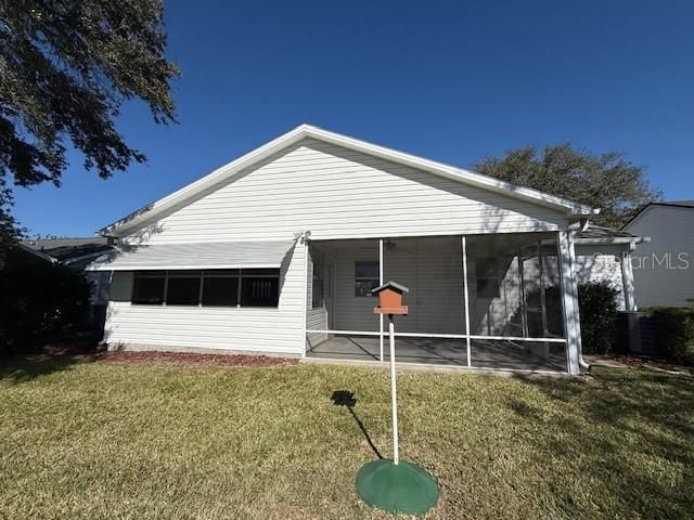 For Sale: $250,000 (3 beds, 2 baths, 1527 Square Feet)