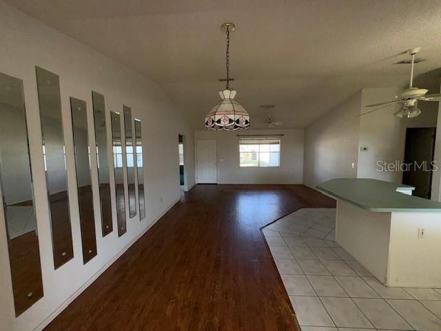 For Sale: $250,000 (3 beds, 2 baths, 1527 Square Feet)