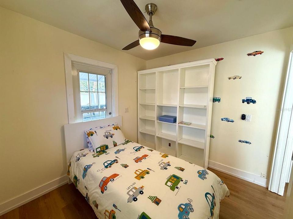 For Sale: $649,900 (5 beds, 3 baths, 2157 Square Feet)