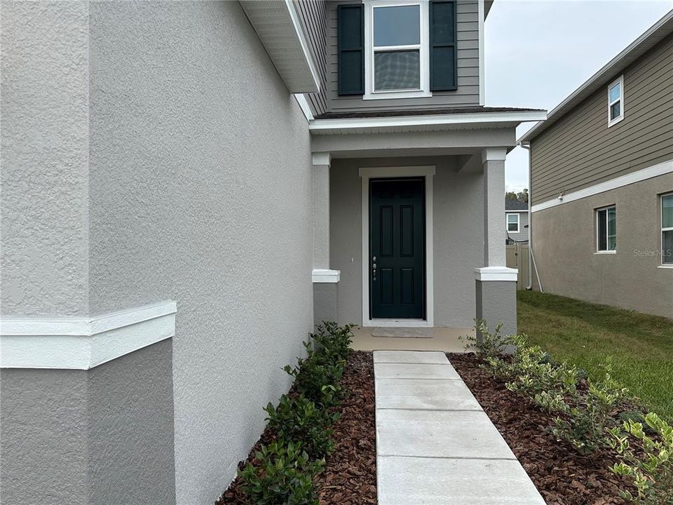 For Rent: $2,700 (4 beds, 3 baths, 2385 Square Feet)