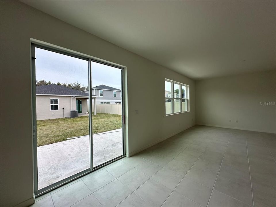 For Rent: $2,700 (4 beds, 3 baths, 2385 Square Feet)