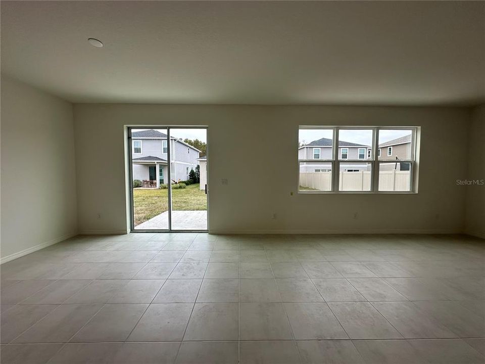 For Rent: $2,700 (4 beds, 3 baths, 2385 Square Feet)