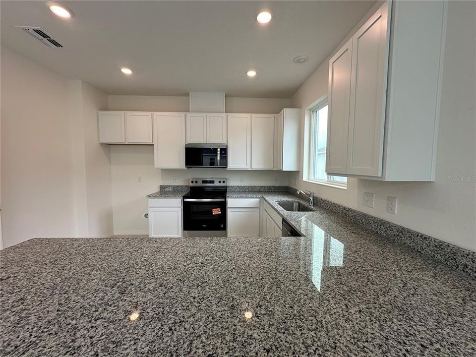 For Rent: $2,700 (4 beds, 3 baths, 2385 Square Feet)