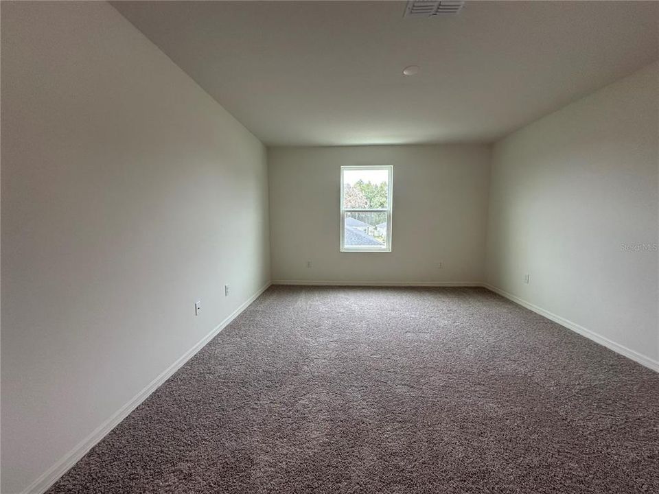 For Rent: $2,700 (4 beds, 3 baths, 2385 Square Feet)