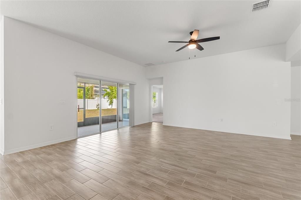 En Renta: $3,200 (4 camas, 3 baños, 2621 Pies cuadrados)