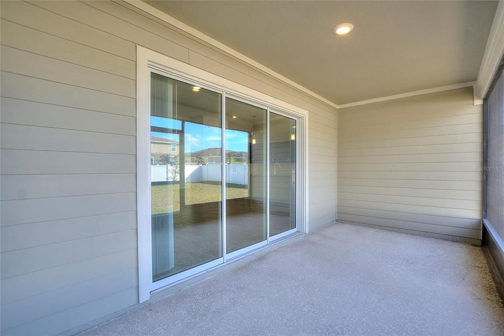 En Renta: $3,200 (4 camas, 3 baños, 2621 Pies cuadrados)