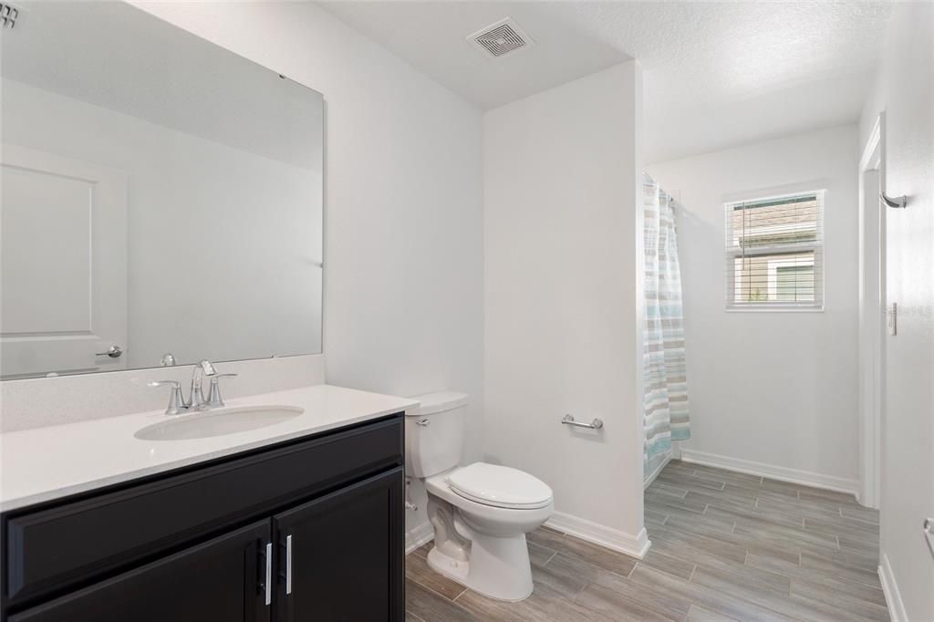 En Renta: $3,200 (4 camas, 3 baños, 2621 Pies cuadrados)